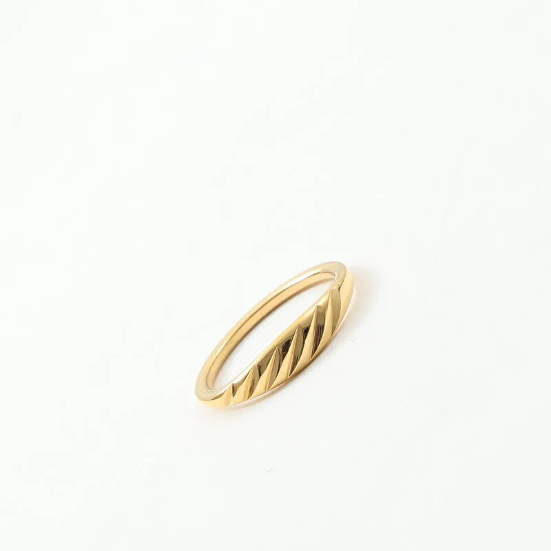 Anillo Naomi