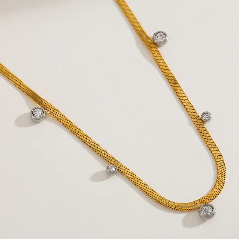 Collar Romina