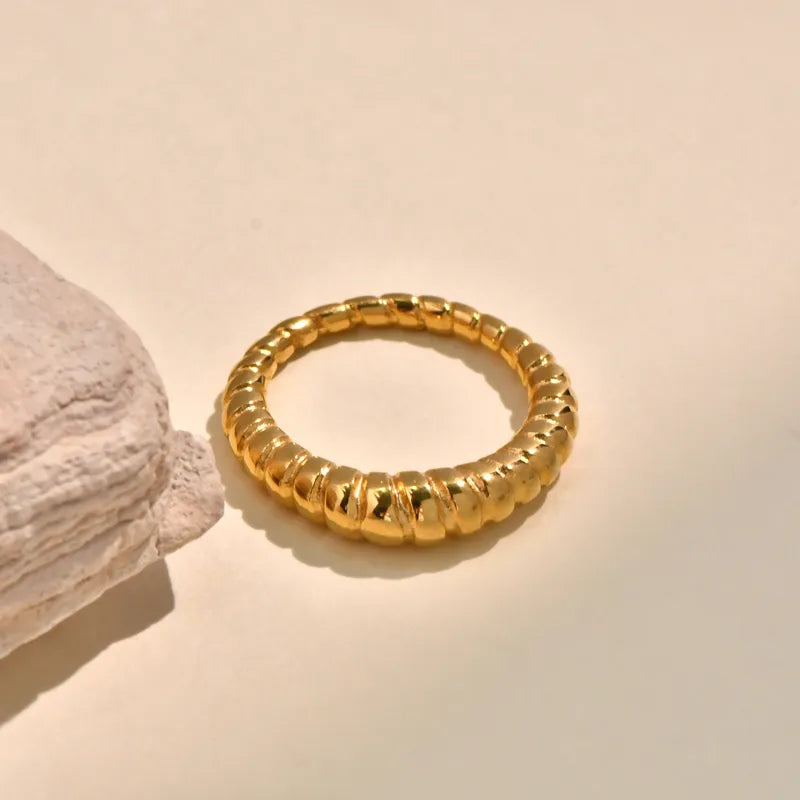 Anillo Dafne